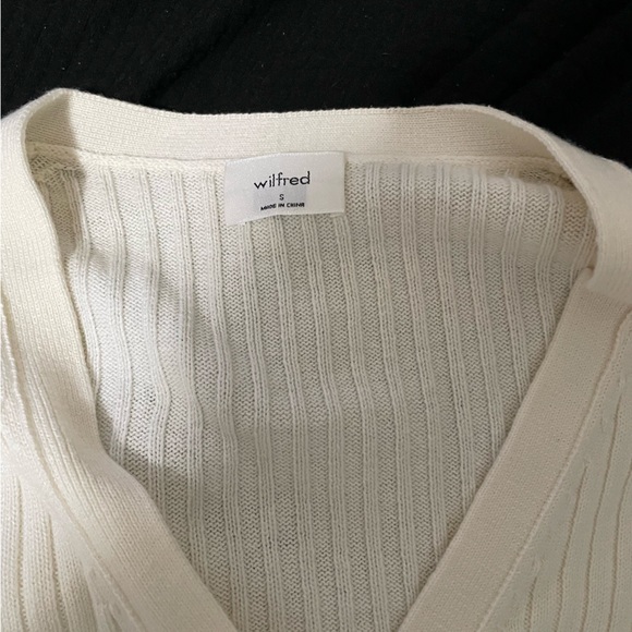 Aritizia Wilfred Cropped Cardigan - Picture 2 of 2